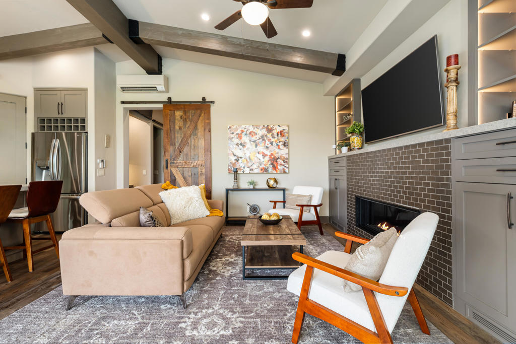 MLS #219133242DA image #4