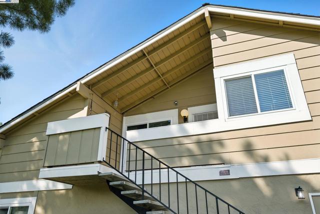 2102 Galveston Ave, San Jose CA: https://media.crmls.org/mediaz/36bb09dd-39d3-44da-a7ee-5c599d43b596.jpg