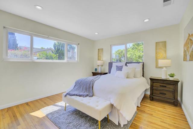 34863 Warwick Court, Fremont CA: https://media.crmls.org/mediaz/36be54a7-61a8-45e5-8bd6-28c1341278c7.jpg