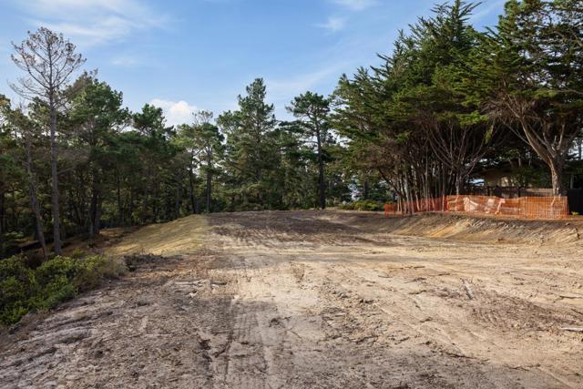 1634 Sonado Road, Pebble Beach CA: https://media.crmls.org/mediaz/36be5f08-6509-462e-8092-90824437a26f.jpg