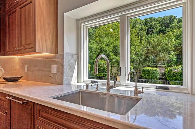 15681 Kennedy Road, Los Gatos CA: https://media.crmls.org/mediaz/36bfd642-2125-49a3-9a8a-30e0cd4ae09a.jpg