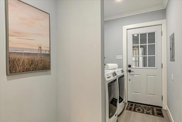 833 E Hedding Street, San Jose CA: https://media.crmls.org/mediaz/36c171dc-97db-4460-9afd-1e07c8617baa.jpg