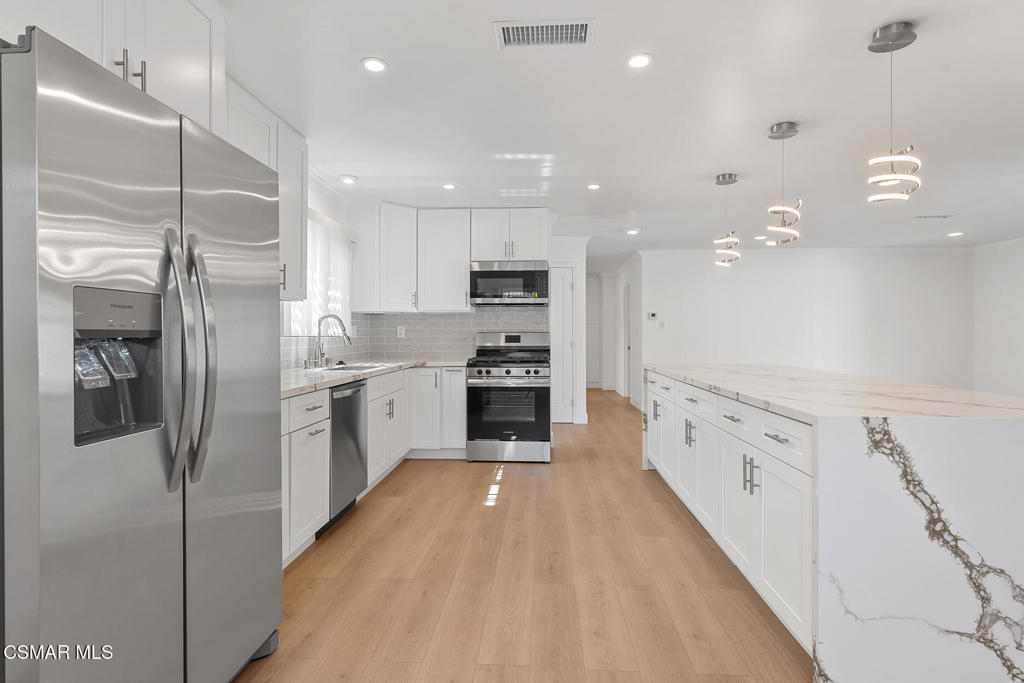 MLS #225004078 image #5