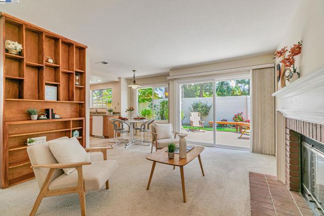 Image 10 of 58 For 42210 Live Oak Cir