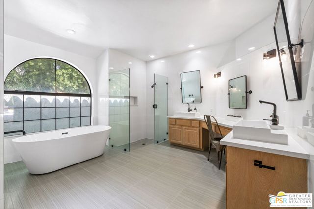 38262 W Maracaibo Circle, Palm Springs CA: https://media.crmls.org/mediaz/36c39510-ca2c-4db3-be80-b485d1e238d6.jpg