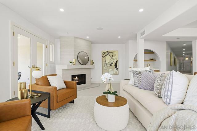 1099 1st St, Coronado CA: https://media.crmls.org/mediaz/36c3ceef-025e-4dad-87df-c377b0c03bbb.jpg