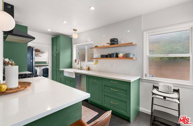 2451 Oregon Avenue, Long Beach, California 90806, 3 Bedrooms Bedrooms, ,2 BathroomsBathrooms,Single Family Residence,For Sale,Oregon,25603157