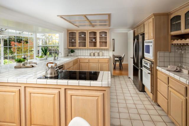 10715 Grapnel Place, Cupertino CA: https://media.crmls.org/mediaz/36c5295e-3a04-4b62-8a05-899ec635559d.jpg