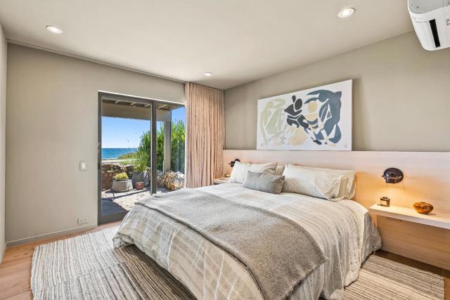1122 W Cliff Drive, Santa Cruz CA: https://media.crmls.org/mediaz/36c553ce-65e9-4870-b85b-d08cf1ee2814.jpg