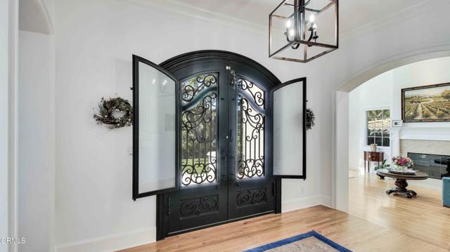 1929 Lyans Drive, La Canada Flintridge CA: https://media.crmls.org/mediaz/36c5bbe1-d4b3-4272-896d-956023234efb.jpg
