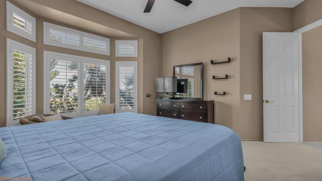 37953 Grand Oaks Avenue, Palm Desert CA: https://media.crmls.org/mediaz/36c5e759-5372-4603-a237-bc450c39c2fe.jpg