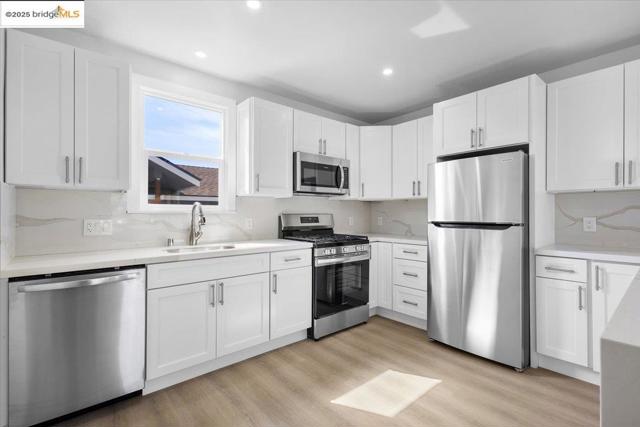2224 107th Ave., Oakland CA: https://media.crmls.org/mediaz/36c60ea8-708d-43c3-b38e-edfb631d683c.jpg