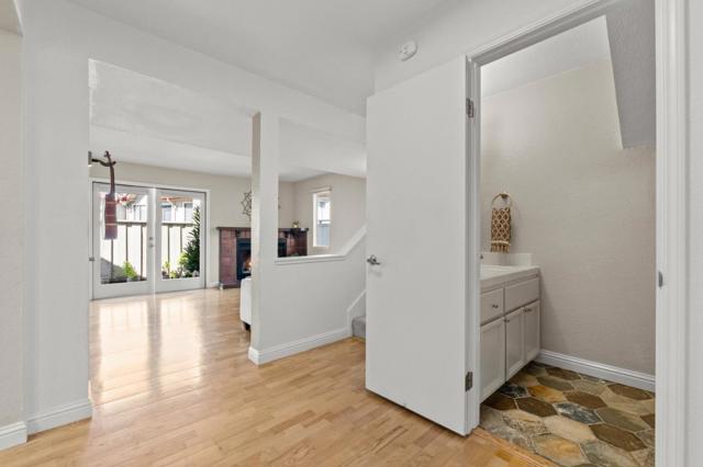 2707 Amberwood Lane, Santa Cruz CA: https://media.crmls.org/mediaz/36c6e817-ebab-46a8-af3a-174eac4dad2b.jpg
