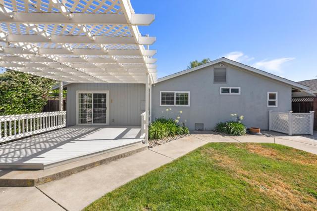 485 Sioux Lane, San Jose CA: https://media.crmls.org/mediaz/36c7535d-f809-423f-a713-e8bd1088df44.jpg