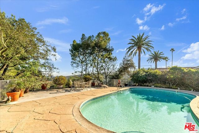 Drew Fenton | 16560 Park Lane Circle Los Angeles CA | MLS: 7286867