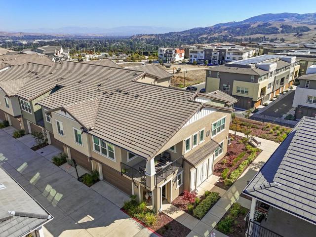 20202 Argento Loop, San Ramon CA: https://media.crmls.org/mediaz/36c842bc-690f-4124-ba3d-eca56557d767.jpg