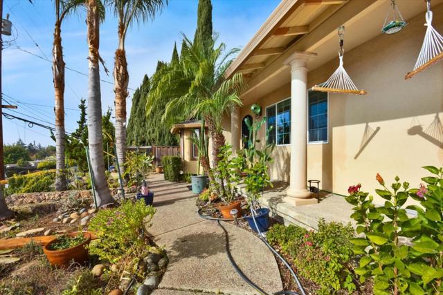 372 Fleming Avenue, San Jose CA: https://media.crmls.org/mediaz/36c85c77-4806-4eee-b6eb-607f7037c738.jpg