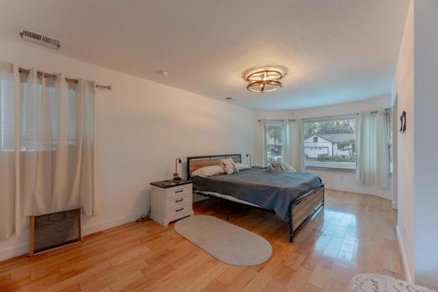 314 Lyndale Avenue, San Jose CA: https://media.crmls.org/mediaz/36c86f3c-e4c9-42b6-a291-9368f8b388ad.jpg