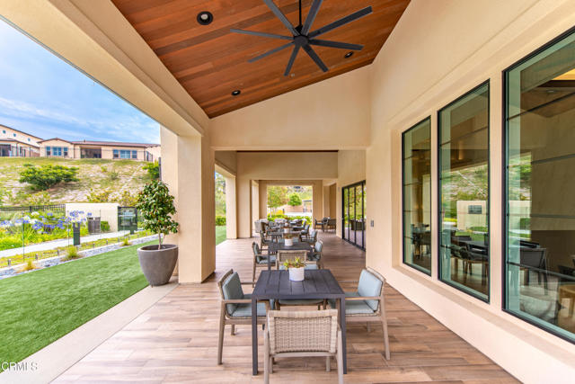 5024 Rexton Drive, Camarillo CA: https://media.crmls.org/mediaz/36c8c57a-0107-4f73-9420-edfce31a2a6e.jpg