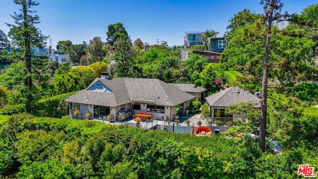 2841 Montcalm Avenue, Los Angeles CA: https://media.crmls.org/mediaz/36cb0054-0eae-41dd-bdbb-1b3dc5314ce7.jpg