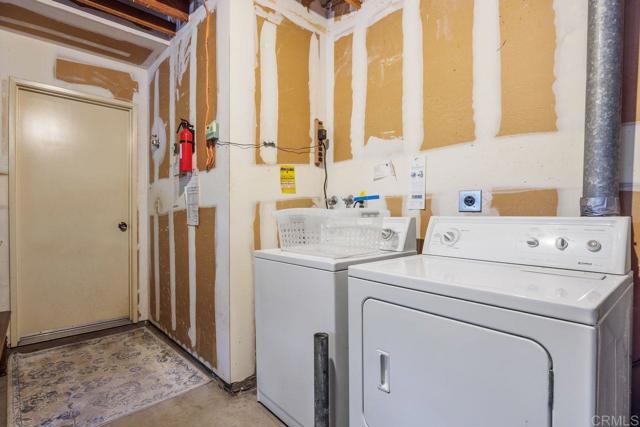 1440 Tennis Match Way, Encinitas CA: https://media.crmls.org/mediaz/36cb3245-4fa2-41de-b663-37c6847036ed.jpg
