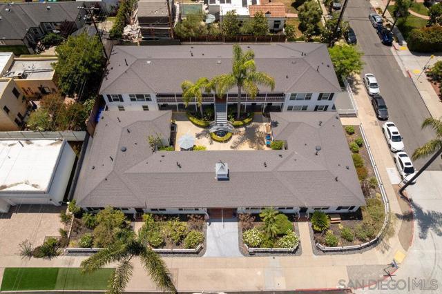 5064 Marlborough Dr, San Diego CA: https://media.crmls.org/mediaz/36cd175e-ef09-4645-aab3-a29f25c2ef7f.jpg