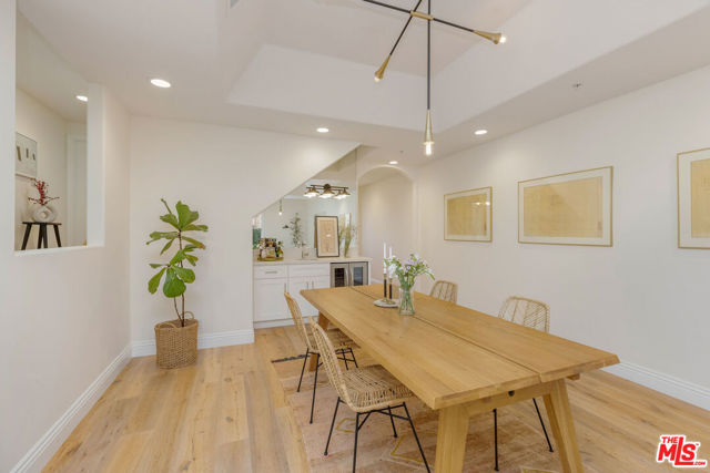 11963 Mayfield Avenue, Los Angeles CA: https://media.crmls.org/mediaz/36cd440a-7dc2-4d67-9890-da37f7c82ff7.jpg