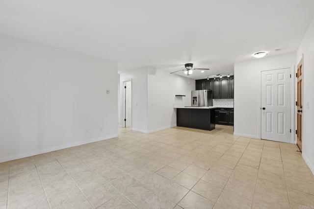 Detail Gallery Image 6 of 25 For 2360 Hosp Way #129,  Carlsbad,  CA 92008 - 2 Beds | 1 Baths