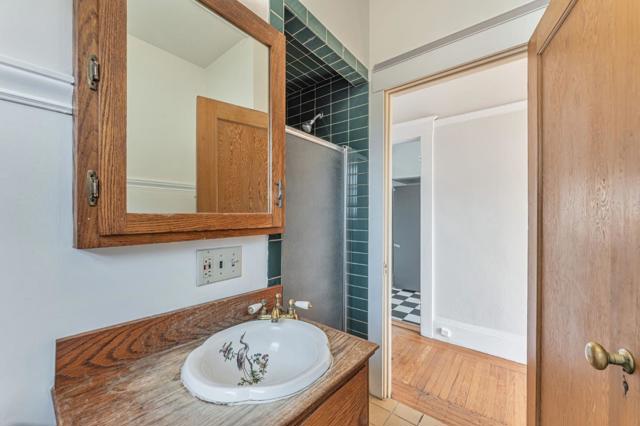 5150 Coronado Avenue, Oakland CA: https://media.crmls.org/mediaz/36cdf5a2-4361-48eb-a1a8-db684be31683.jpg