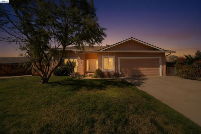 1425 Forest Dr, Turlock CA: https://media.crmls.org/mediaz/36ce1b57-1f0a-46d1-a8af-ac47f1cf015c.jpg
