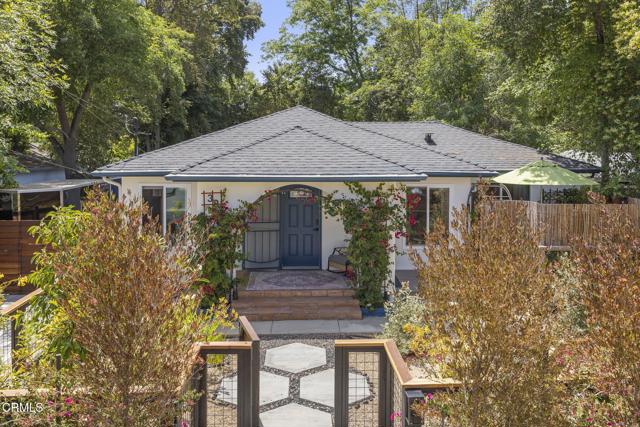 301 Park Road, Ojai CA: https://media.crmls.org/mediaz/36ce8253-a3da-41b1-8f31-1fc6148f99b5.jpg