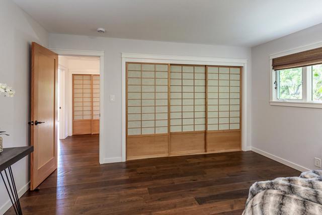 13250 Skyline Boulevard, Woodside CA: https://media.crmls.org/mediaz/36cf42d9-e5a7-4336-bd66-f31e2d3d7754.jpg