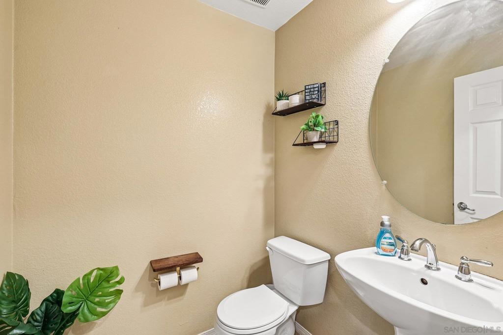 5444 Zeil Pl - photo 20