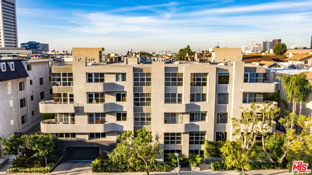1521 Greenfield Ave #101, Los Angeles, CA 90025