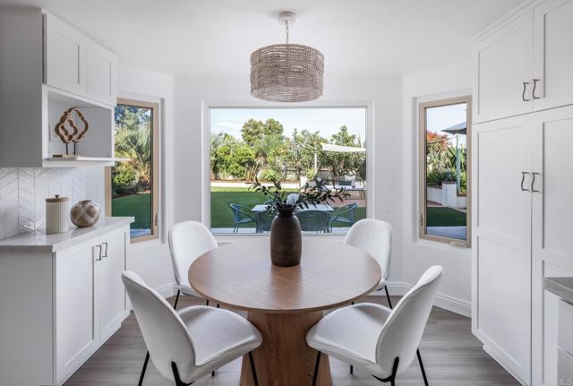 Detail Gallery Image 10 of 30 For 385 via Montanosa, Encinitas,  CA 92024 - 4 Beds | 2/1 Baths