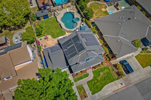 1851 Severinsen Street, Hollister CA: https://media.crmls.org/mediaz/36d1df99-40b8-4ca2-a149-702e3d399c25.jpg