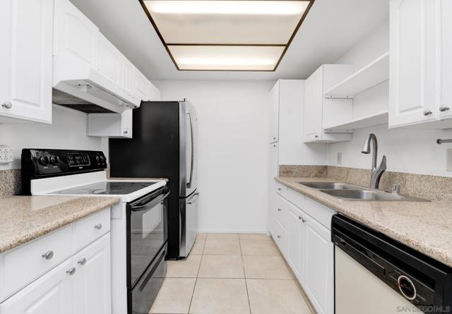 10222 Black Mountain Rd, San Diego CA: https://media.crmls.org/mediaz/36d1dfeb-df1d-4a52-b8f8-0e77be6d1017.jpg