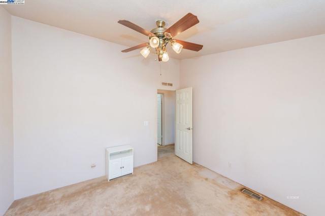 31 Rocky Road, Weaverville CA: https://media.crmls.org/mediaz/36d2839d-62cf-4411-9f73-e7856fc61305.jpg