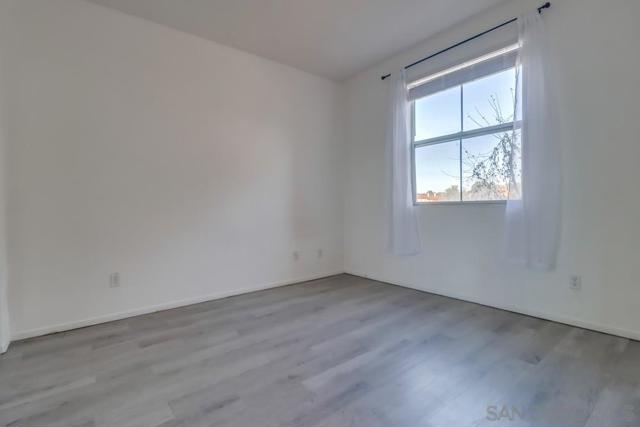1875 Baudouin Pl, Chula Vista CA: https://media.crmls.org/mediaz/36d2aeb1-606c-4a9b-bef6-65e6033d7791.jpg