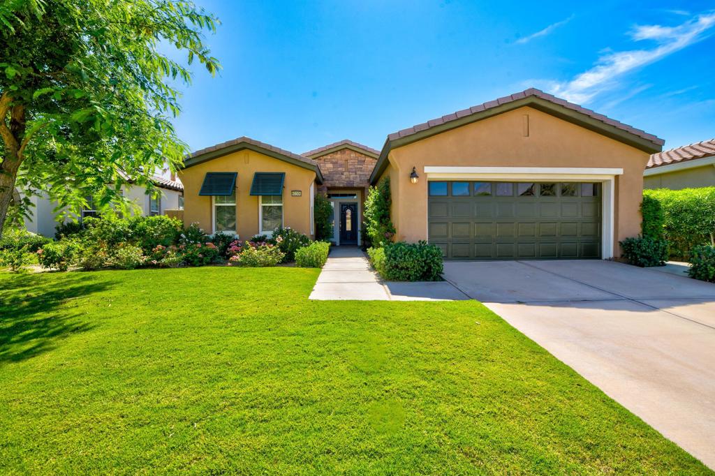 60306 Desert Shadows Drive