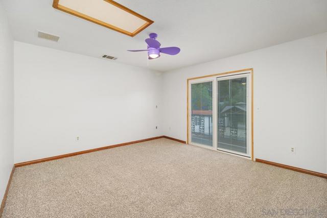 27350 Pachea Trl, Hemet CA: https://media.crmls.org/mediaz/36d4e7a5-8130-41db-8cb7-b9536c65cb4a.jpg
