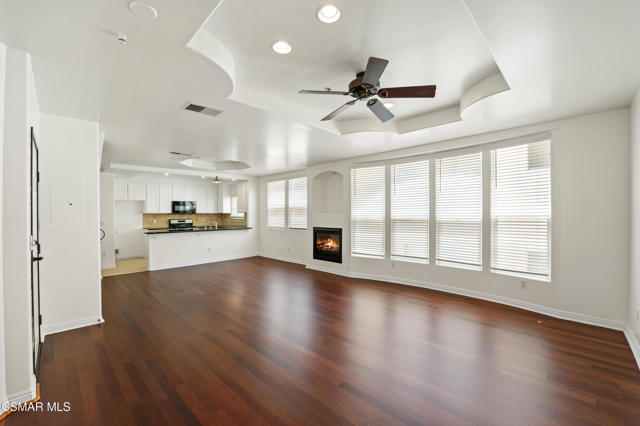 5224 Corteen Place, Valley Village CA: https://media.crmls.org/mediaz/36d50835-c0b9-4f08-9dc0-deca46474540.jpg
