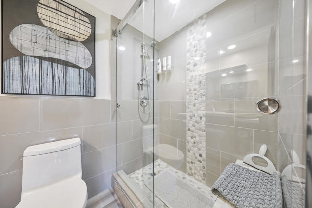 Guest bath shower 1 of 3