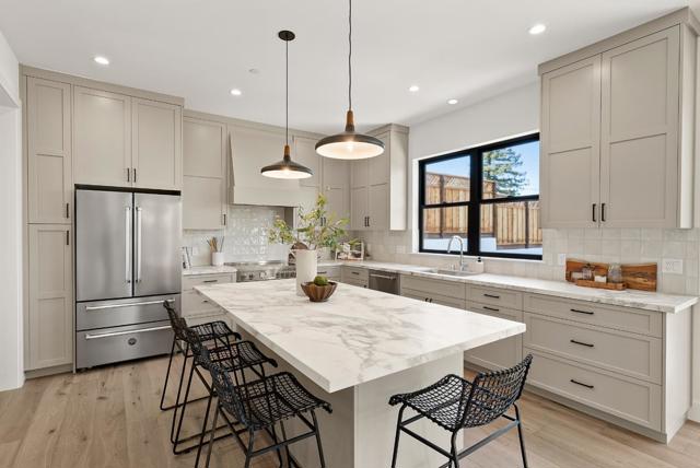 310 W 39th Avenue, San Mateo CA: https://media.crmls.org/mediaz/36d89e97-1951-498a-8cce-60e12809c75b.jpg
