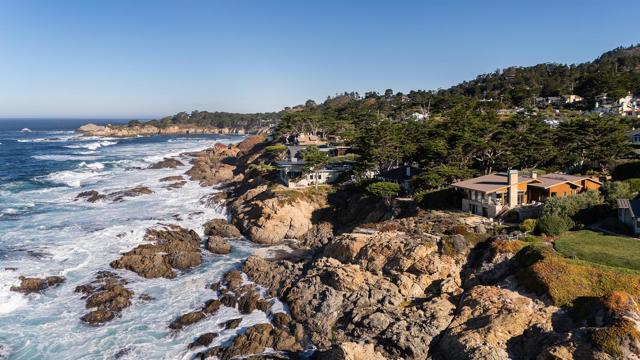 104 Yankee Point Drive, Carmel CA: https://media.crmls.org/mediaz/36d9e763-baf8-4a45-9764-c2f9c08568f1.jpg