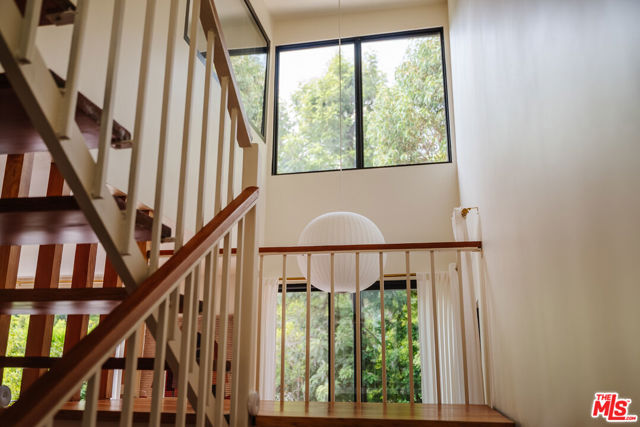 12220 Benmore Terrace, Los Angeles CA: https://media.crmls.org/mediaz/36da066d-682a-4c4f-af3e-8de568ef6c46.jpg