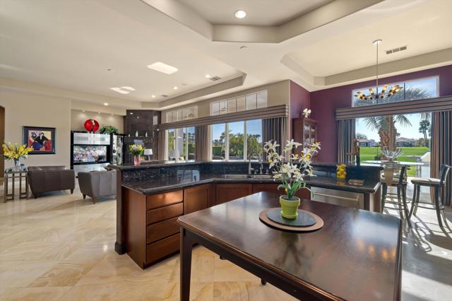 80315 Via Valerosa, La Quinta CA: https://media.crmls.org/mediaz/36da60b2-2a4d-4c1a-b93f-033af0748afb.jpg