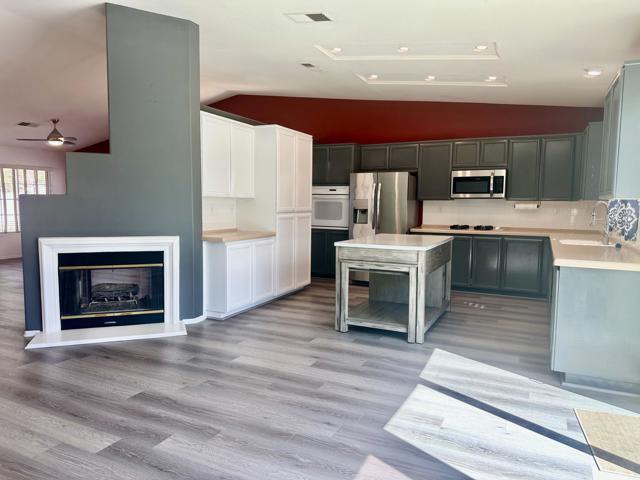 22 KITCHEN