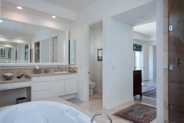1615 Savvy Court, Palm Springs CA: https://media.crmls.org/mediaz/36dbcff5-df5e-4f3a-996a-ab717512476c.jpg