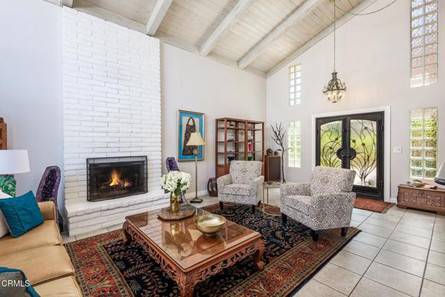 Detail Gallery Image 4 of 38 For 2666 Bayshore Ave, Ventura,  CA 93001 - 5 Beds | 3 Baths